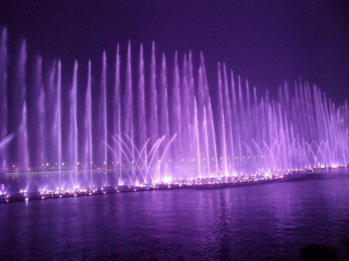 江门漂浮式喷泉，江门湖面喷泉